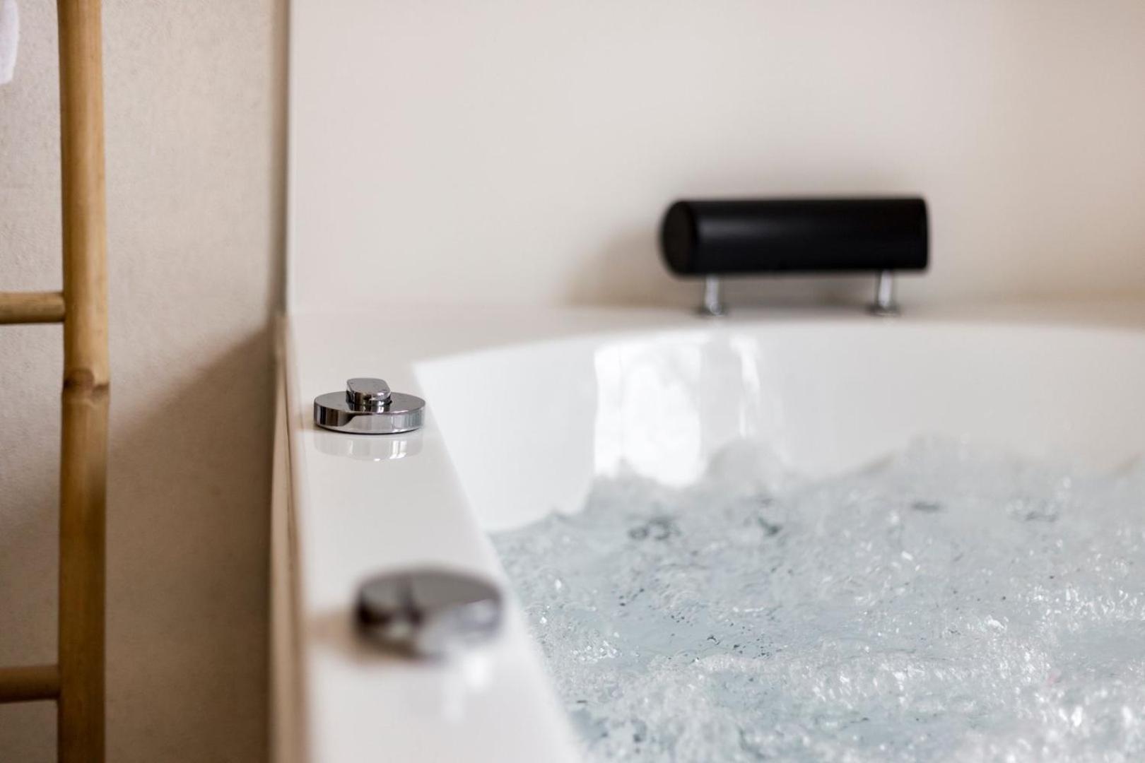 Sky'Room - Jacuzzi & Vue - Vieux Lyon Eksteriør billede