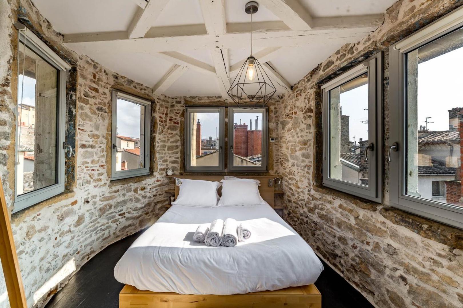 Sky'Room - Jacuzzi & Vue - Vieux Lyon Eksteriør billede