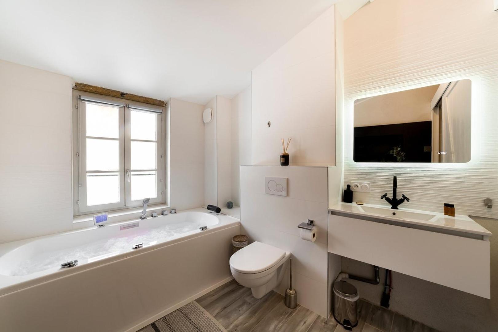 Sky'Room - Jacuzzi & Vue - Vieux Lyon Eksteriør billede